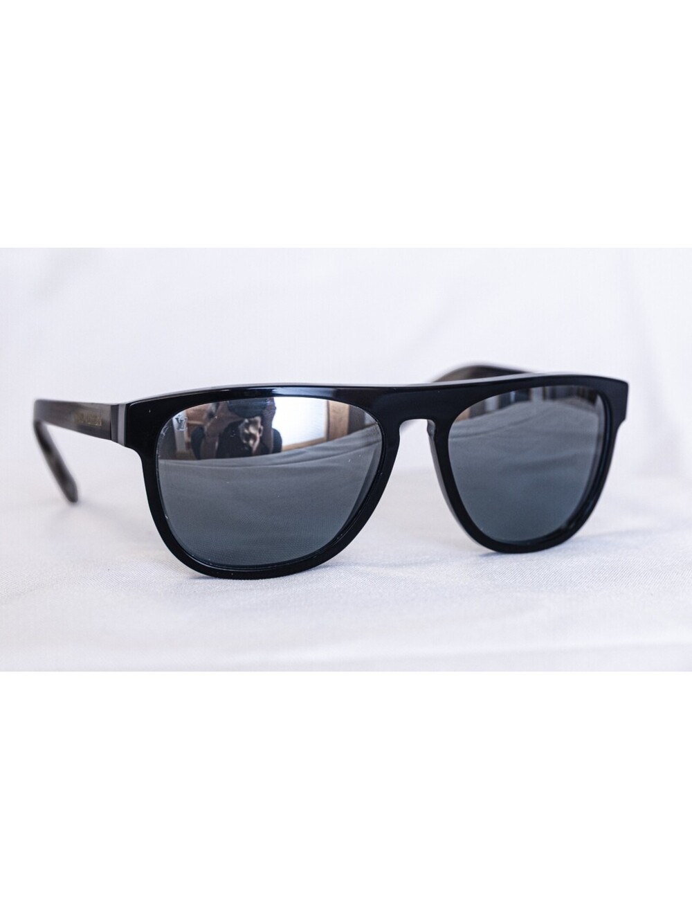 Louis Vuitton Z1005W Black Grey Square Sunglasses